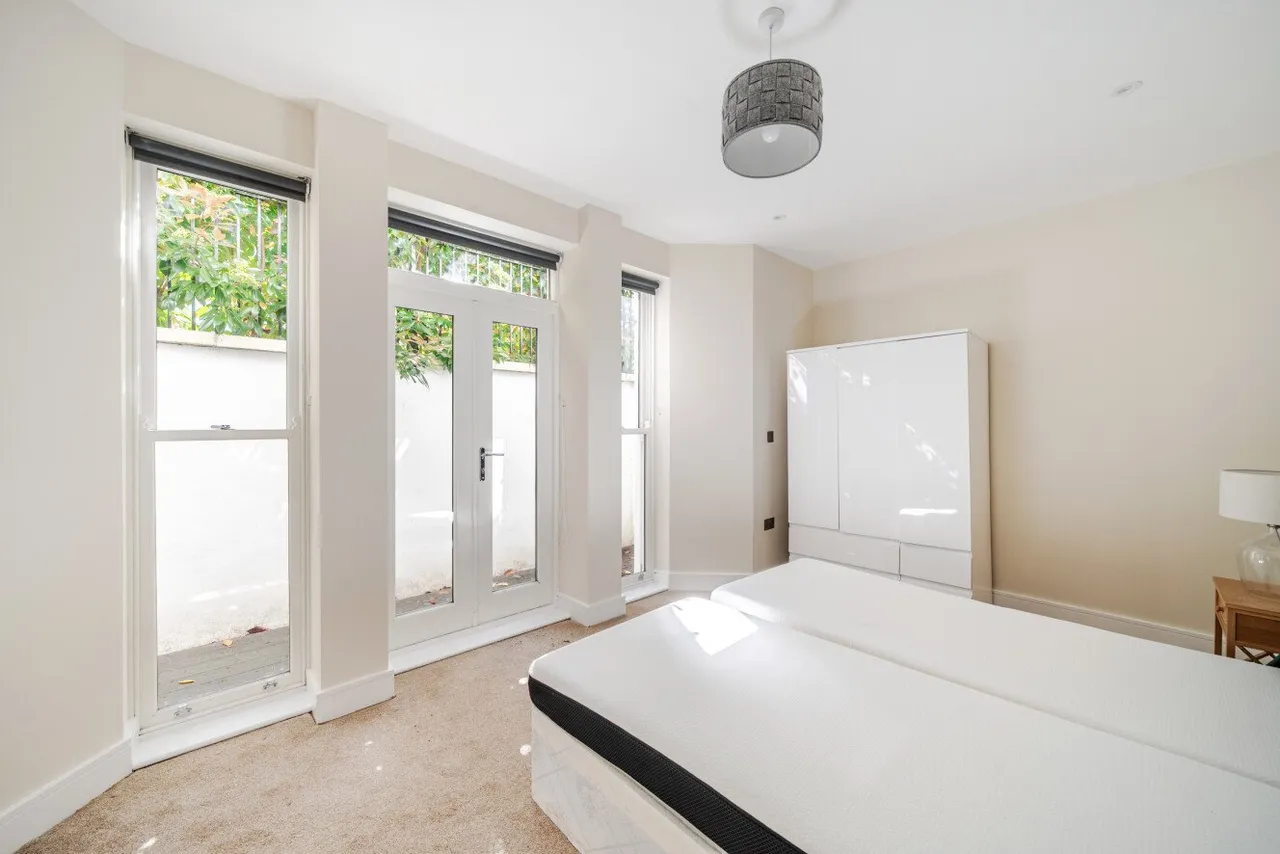 Oak Hill, Surbiton, Surrey, KT6, photo 8