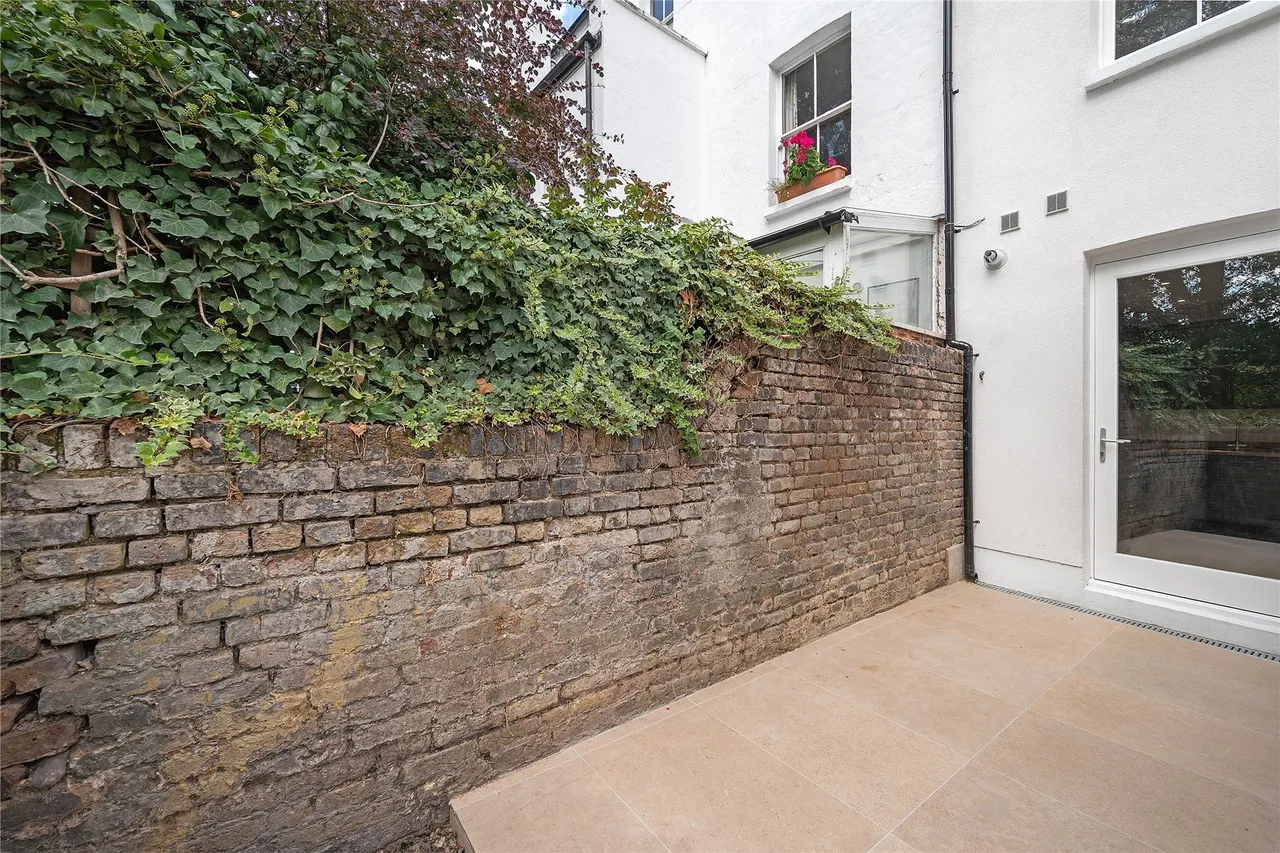 Margravine Gardens, London, W6, photo 6