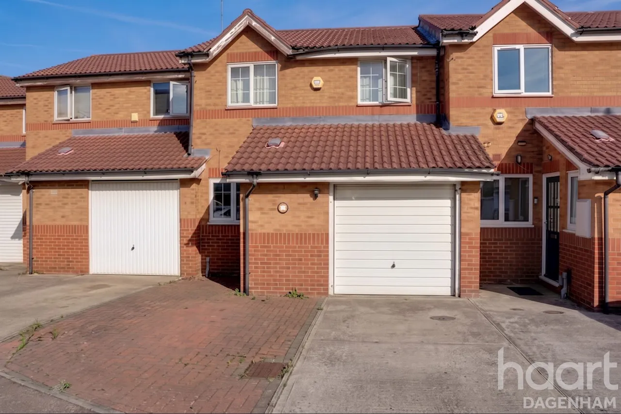 Coopers Close, Dagenham, RM10, photo 12