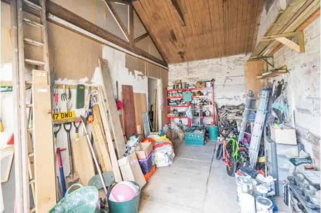 Cote Lane, Bradford, BD15, photo 15