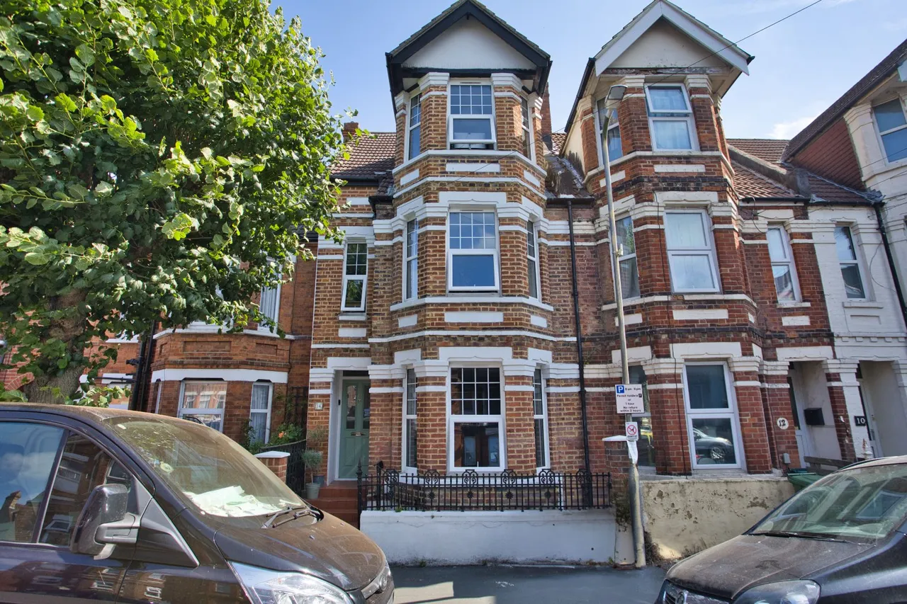 5 bed house for sale, Bournemouth Road, Folkestone, CT19