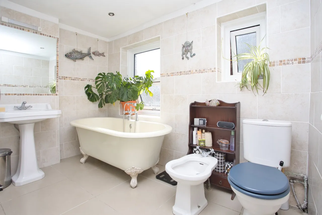 Bournemouth Road, Folkestone, CT19, photo 11