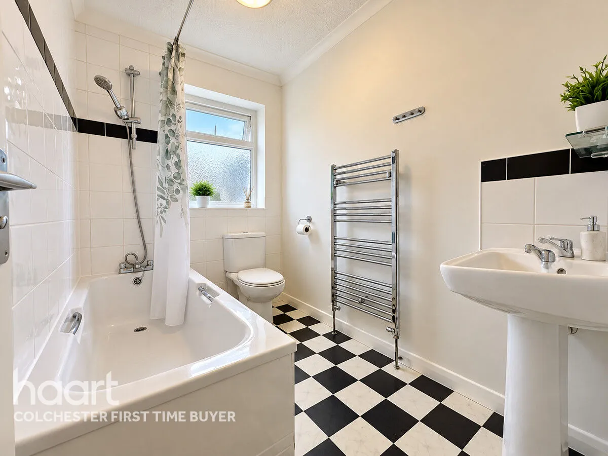 Tara Close, Colchester, CO4, photo 8