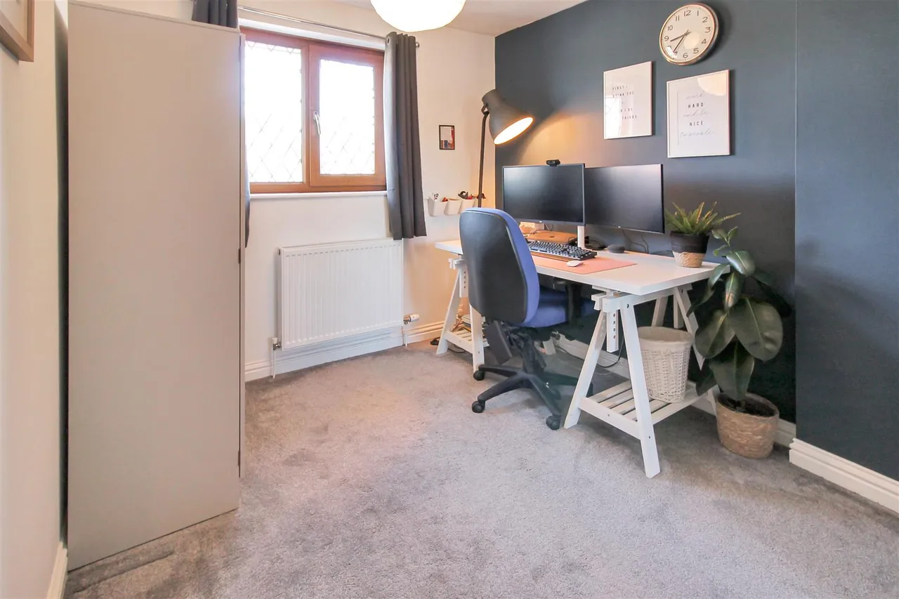 Shire Road, Thirsk, Yorkshire, YO7 1FE, photo 13