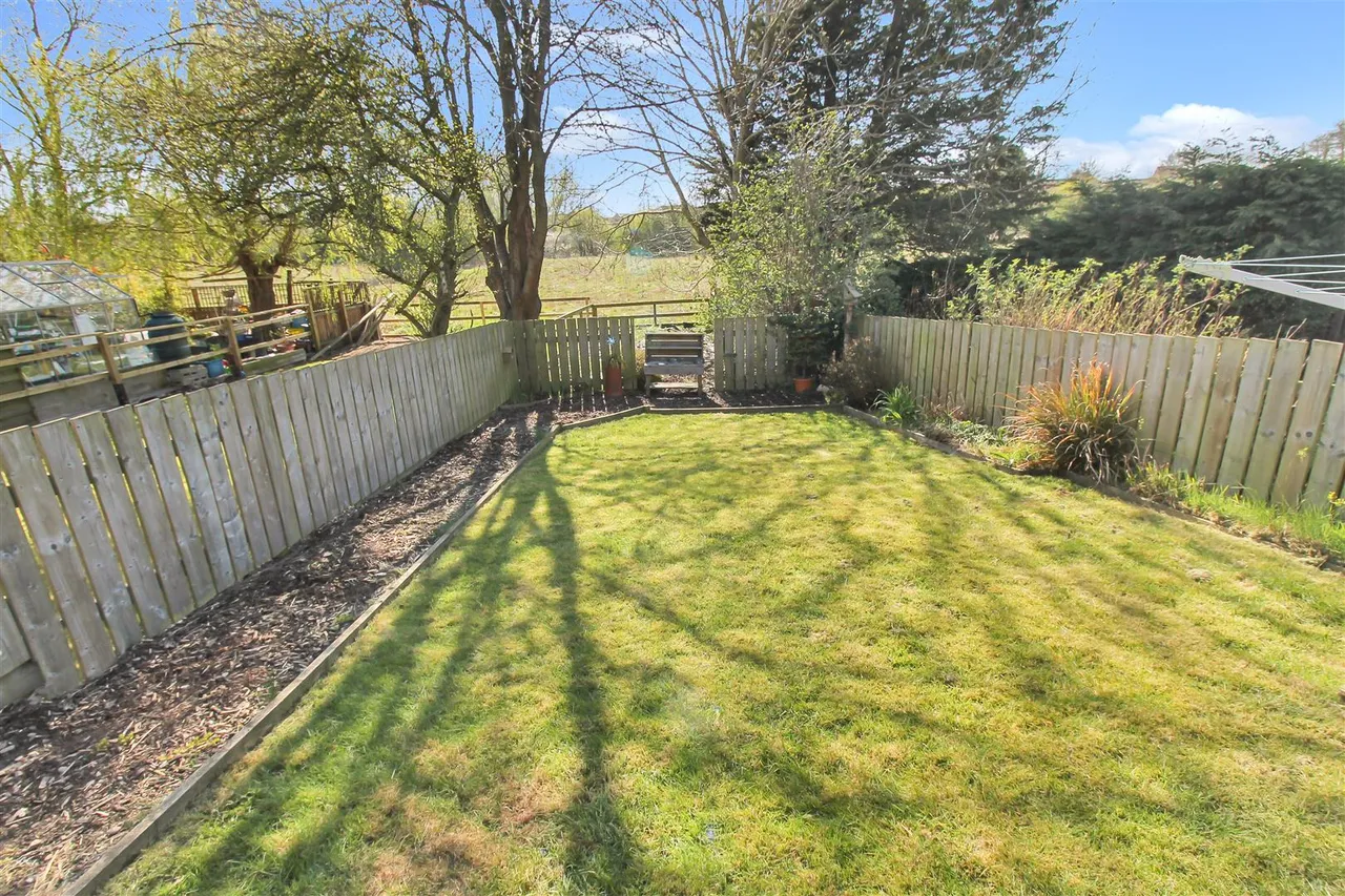 Shire Road, Thirsk, Yorkshire, YO7 1FE, photo 22