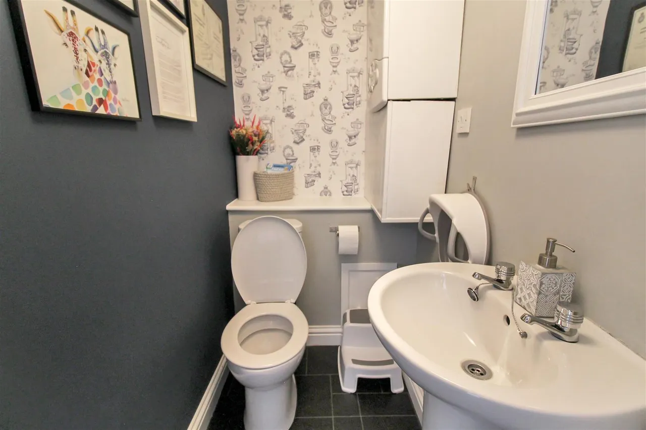 Shire Road, Thirsk, Yorkshire, YO7 1FE, photo 10