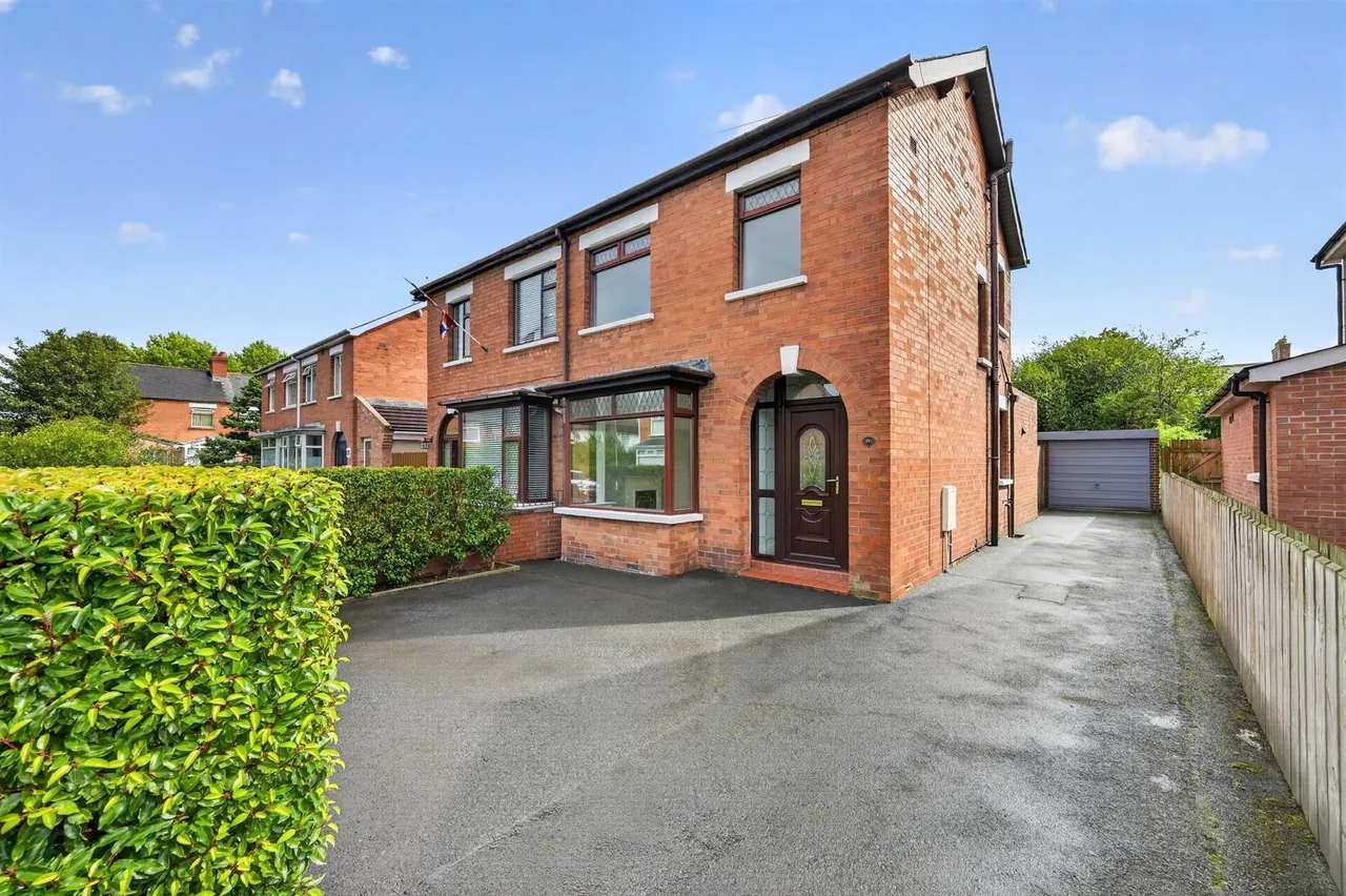 Blenheim Drive, Belfast, BT6, photo 2