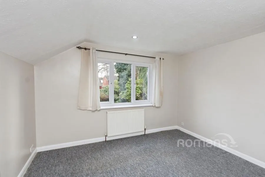 Buttermere Drive, Camberley, GU15, photo 10