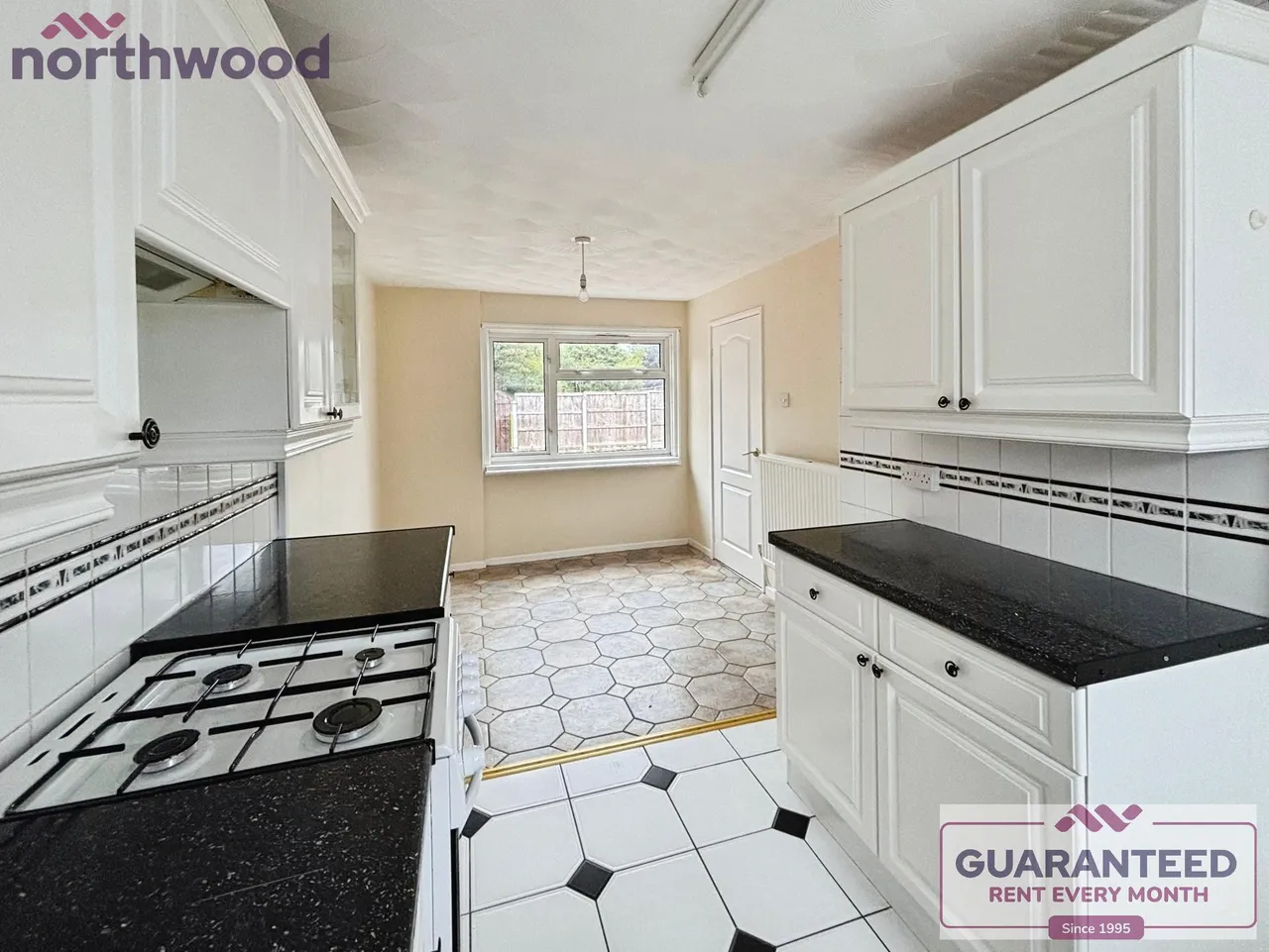 Dinas, Acrefair, LL14, photo 5