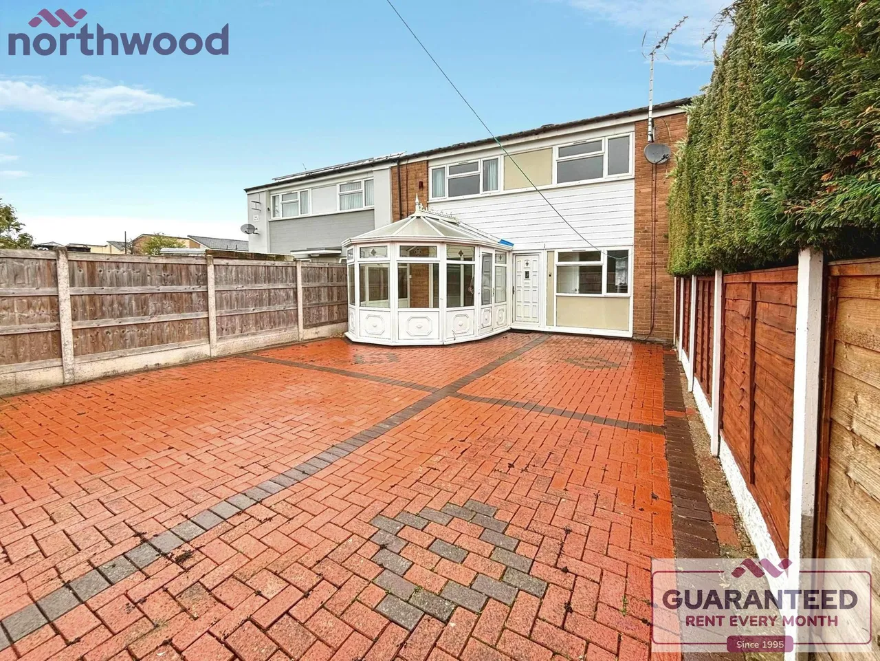 Dinas, Acrefair, LL14, photo 2