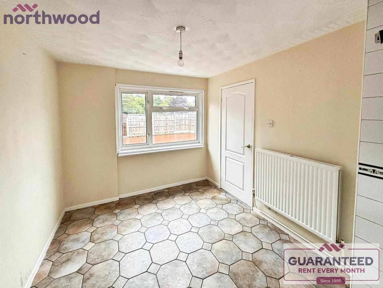 Dinas, Acrefair, LL14, photo 8