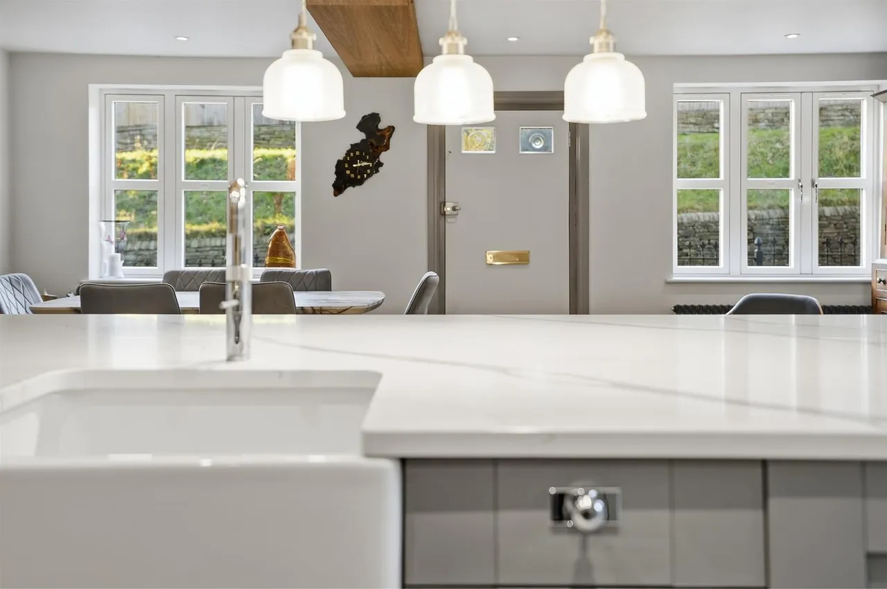 New Road, Prestbury, photo 6