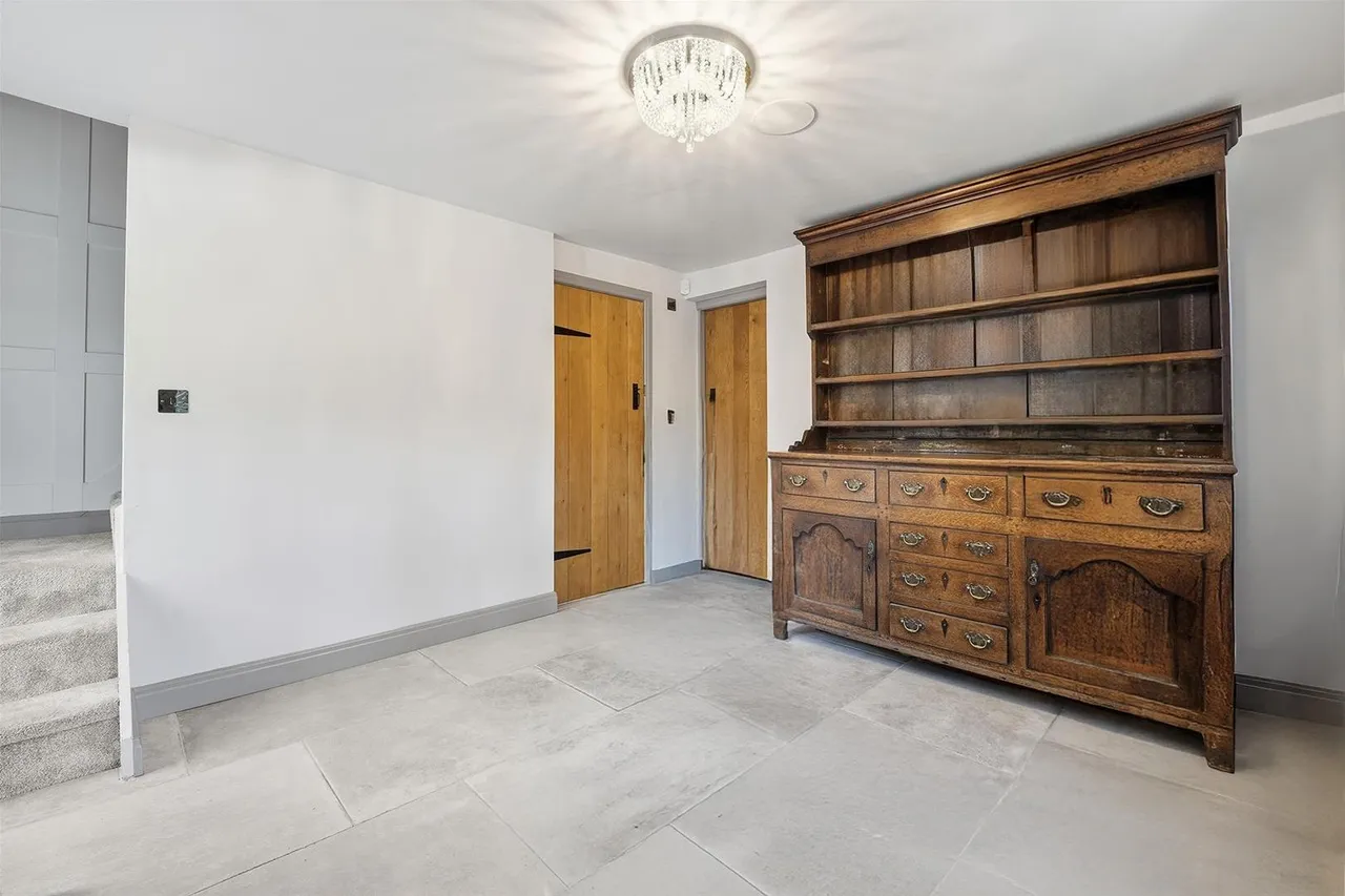 New Road, Prestbury, photo 12