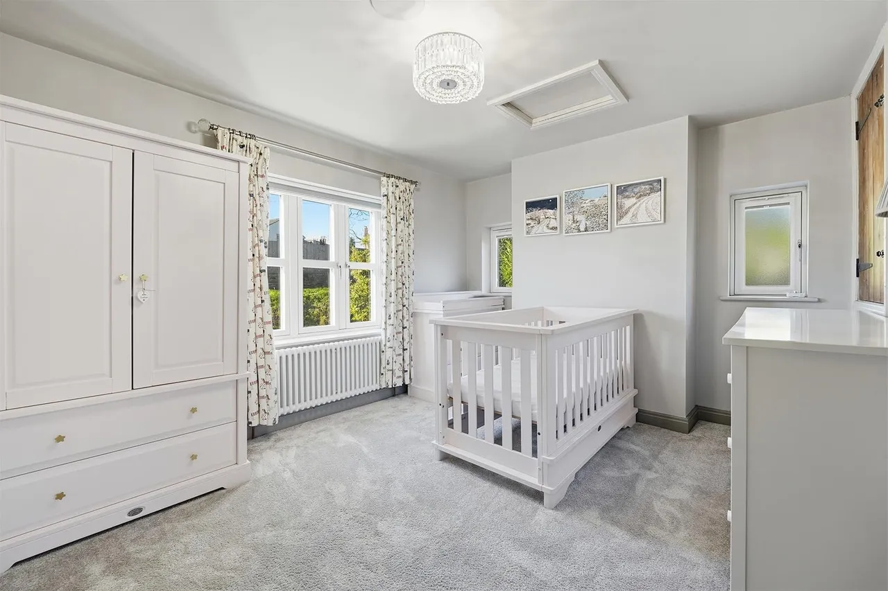 New Road, Prestbury, photo 18