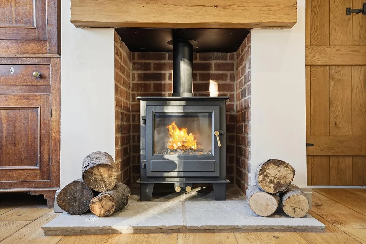 New Road, Prestbury, photo 8
