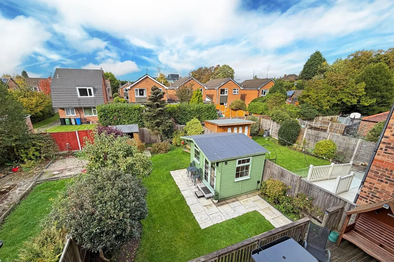 Hawthorn Avenue, Timperley, WA15, photo 25