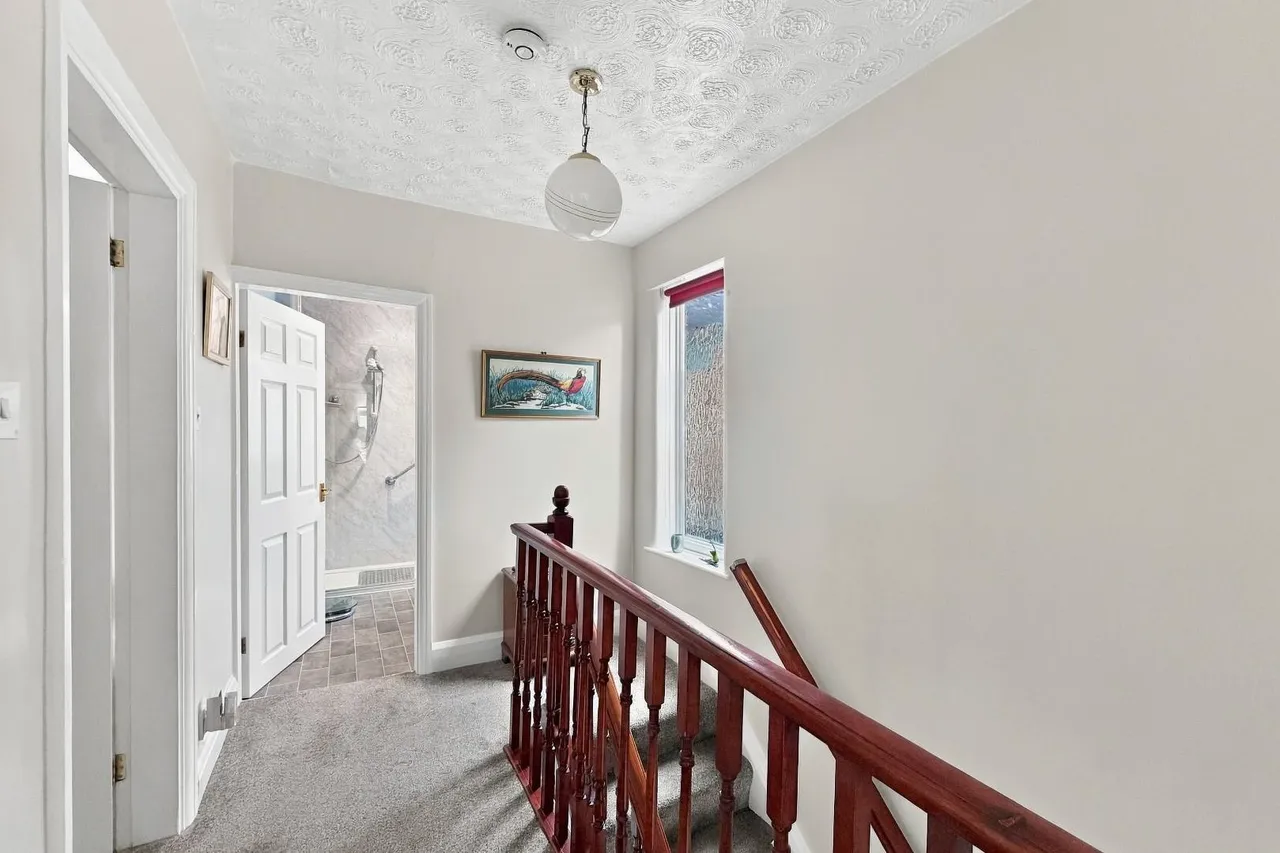 Hawthorn Avenue, Timperley, WA15, photo 19