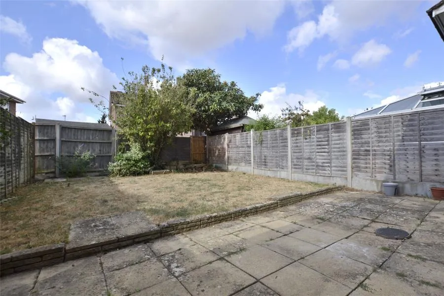 St. Vincent Way, Churchdown, GL3, photo 12