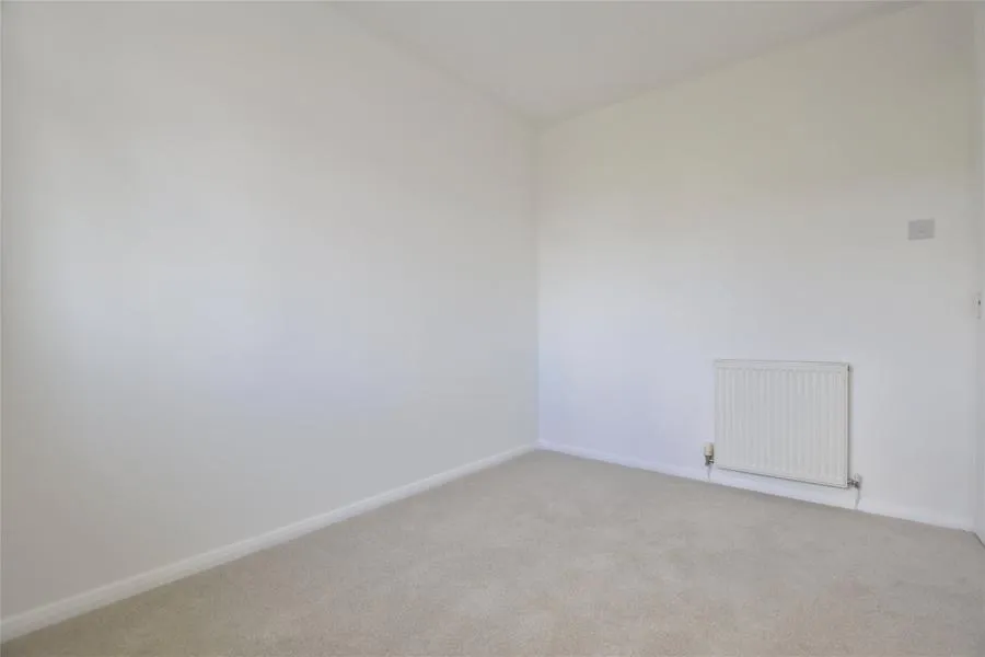 St. Vincent Way, Churchdown, GL3, photo 9