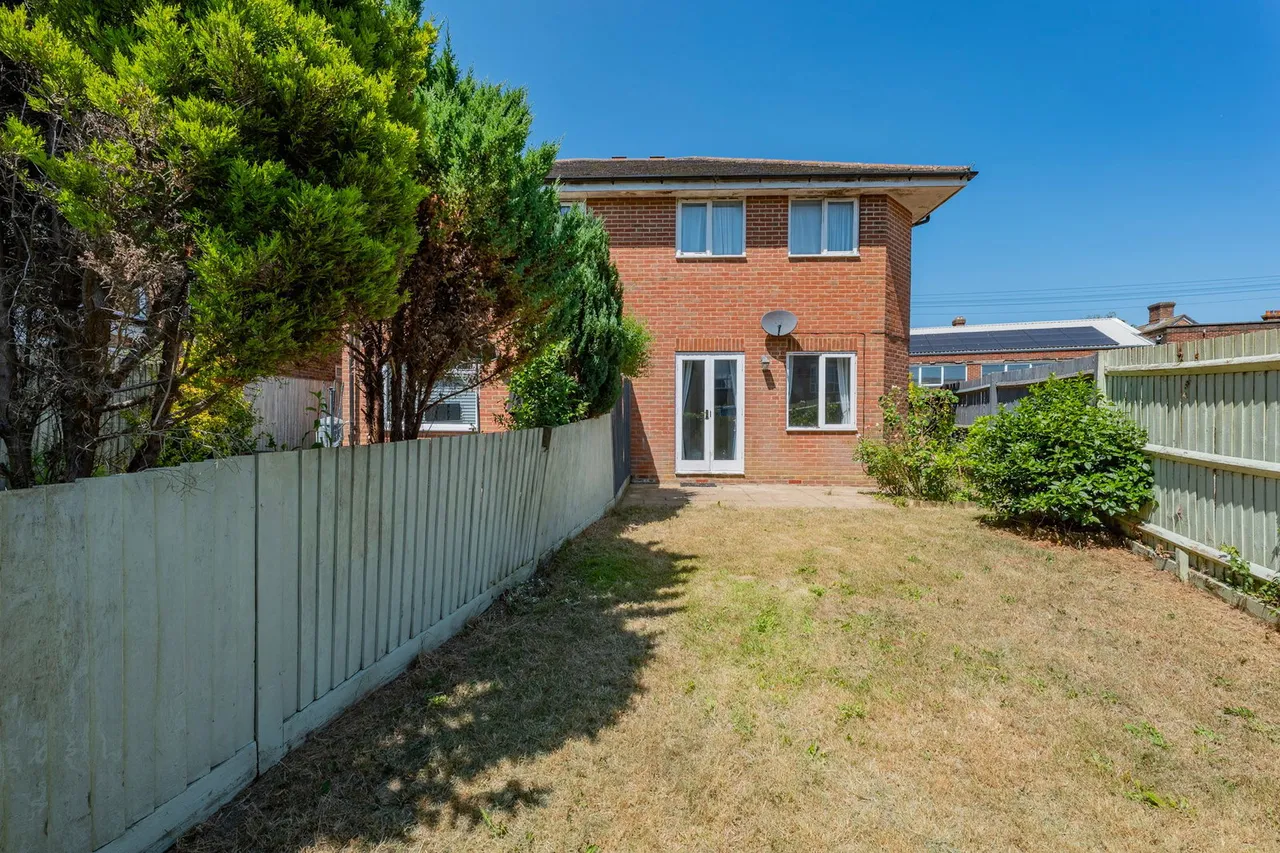 Victoria Road, Crowborough, TN6, photo 14
