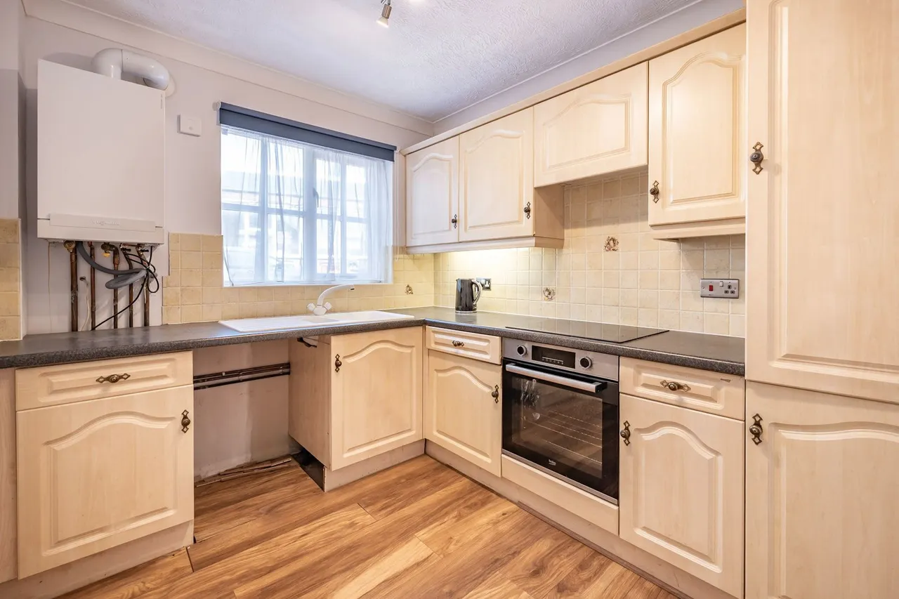 Victoria Road, Crowborough, TN6, photo 5
