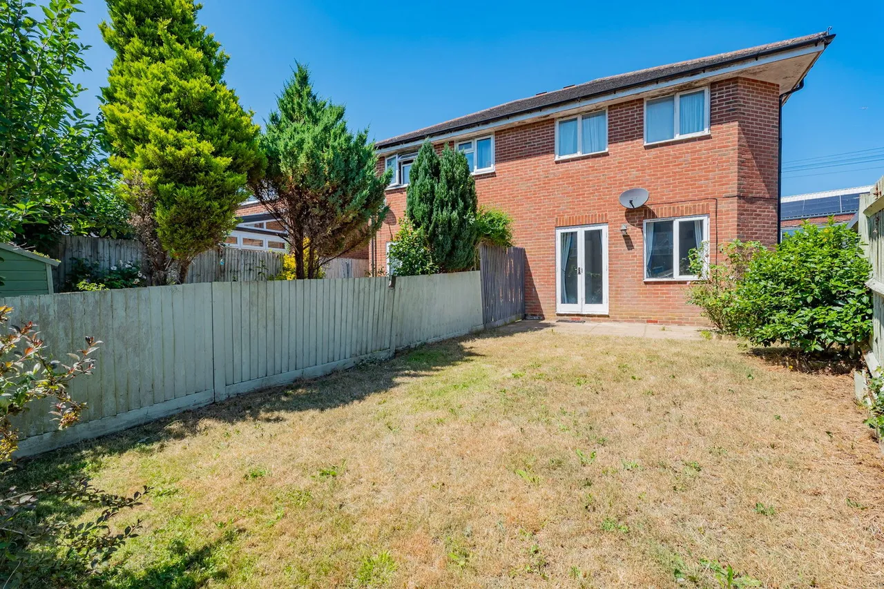 Victoria Road, Crowborough, TN6, photo 13