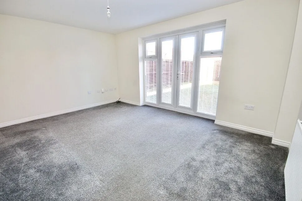 Nightingale Road, Guisborough, TS14, photo 4