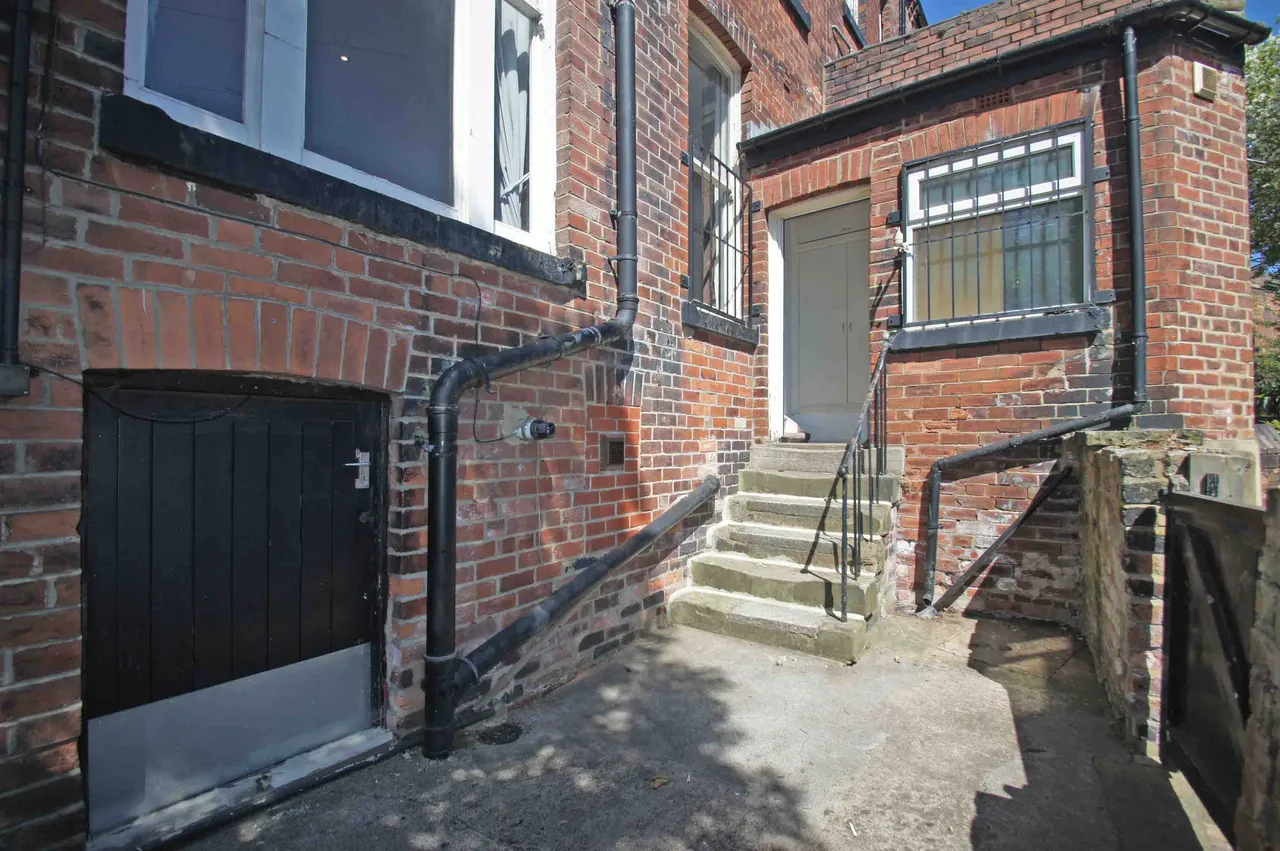 Clarendon Road, Leeds, LS2, photo 14