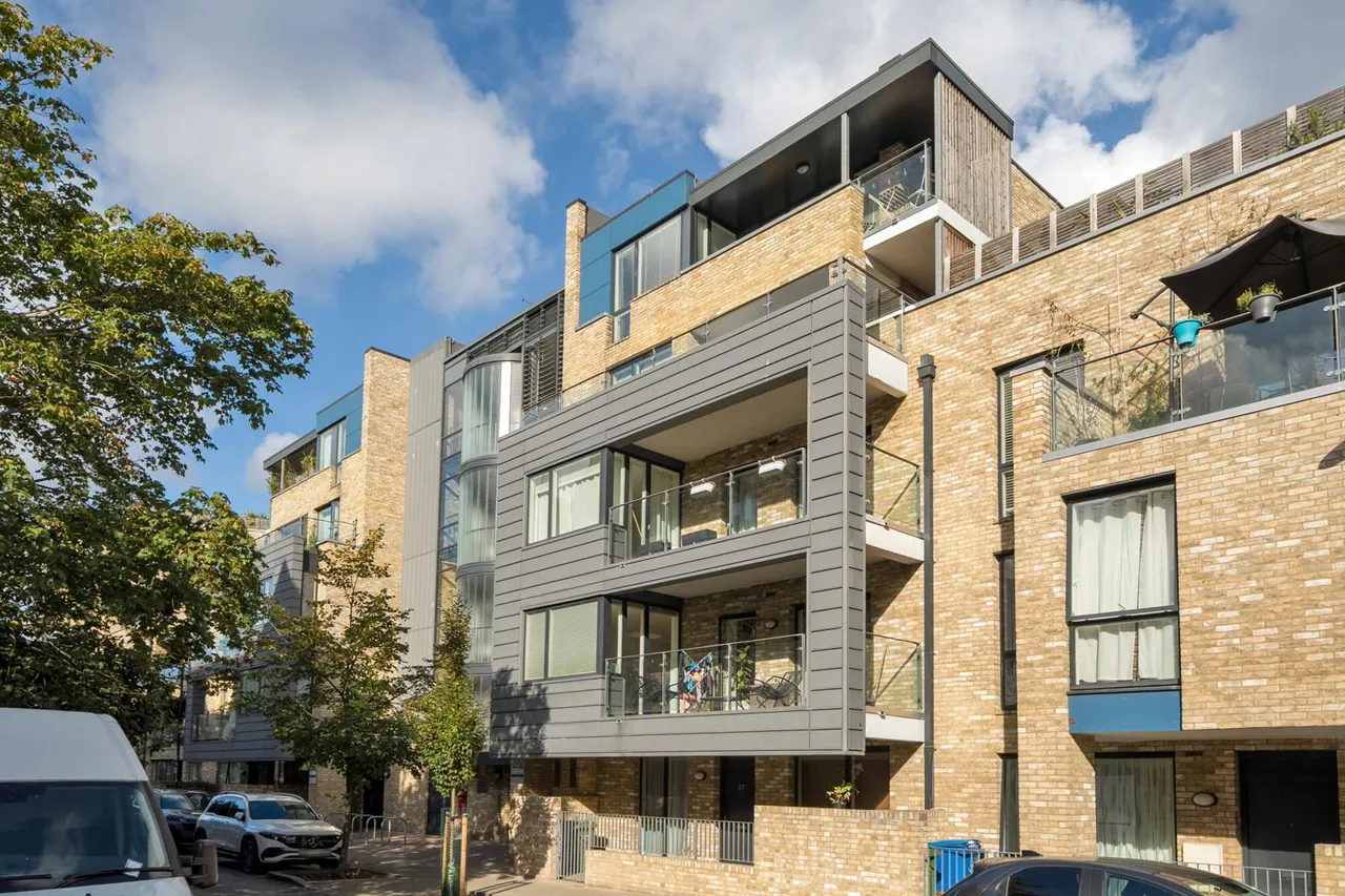 2 bed flat for sale, Boundary Lane, SE17