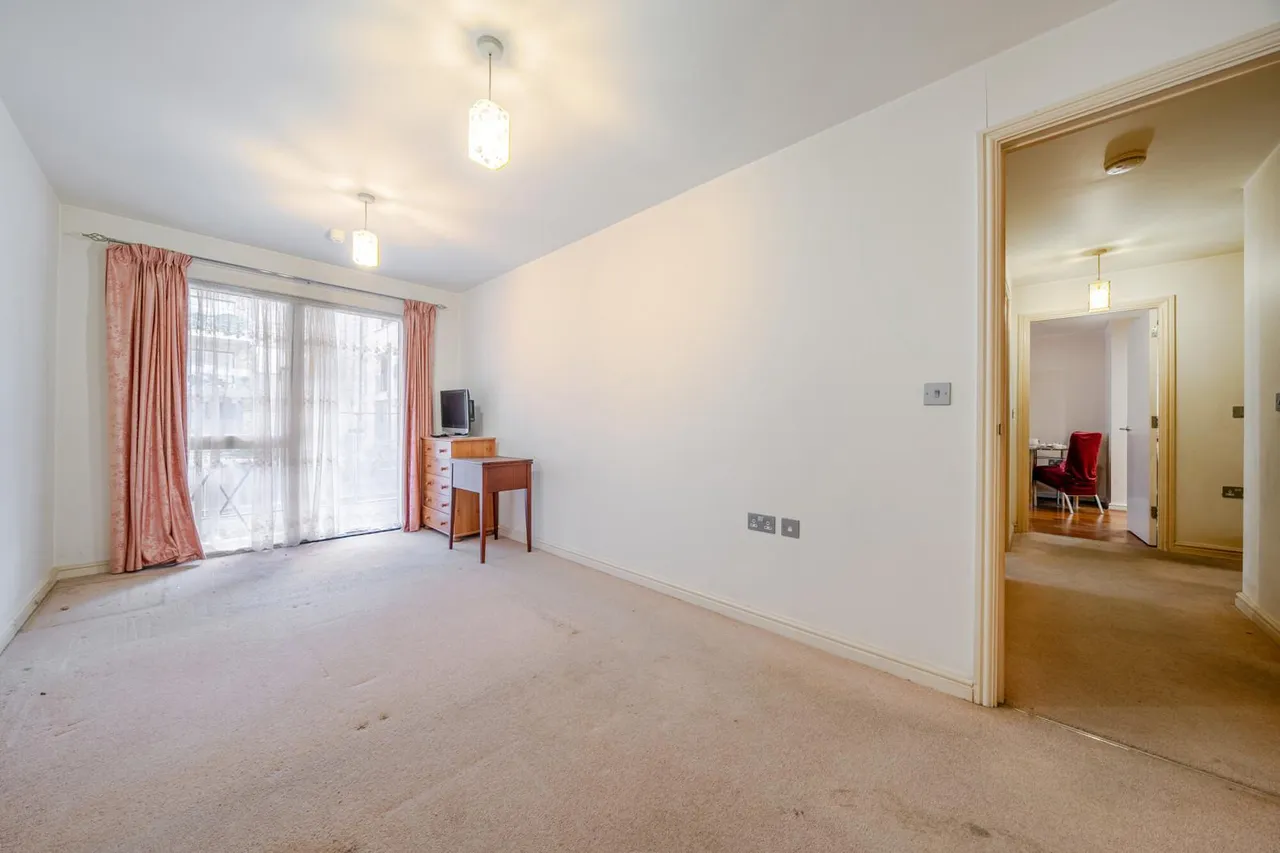 Boundary Lane, SE17, photo 5