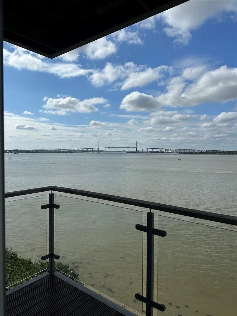 Bessborough House, Ingress Park, Greenhithe, Greenhithe, DA9, photo 6