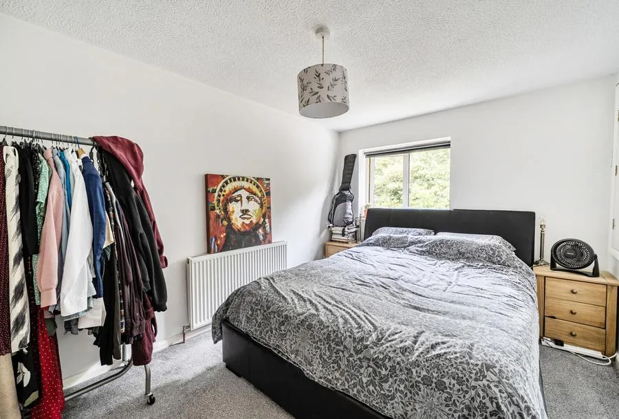 The Cornfields, Bishops Cleeve, GL52, photo 16