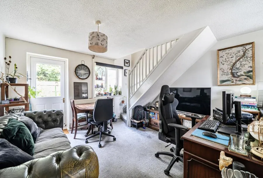 The Cornfields, Bishops Cleeve, GL52, photo 8