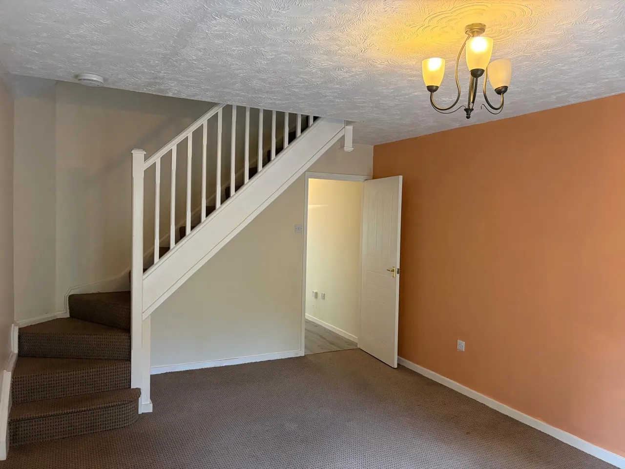 Winchester Drive, Muxton, TF2, photo 4