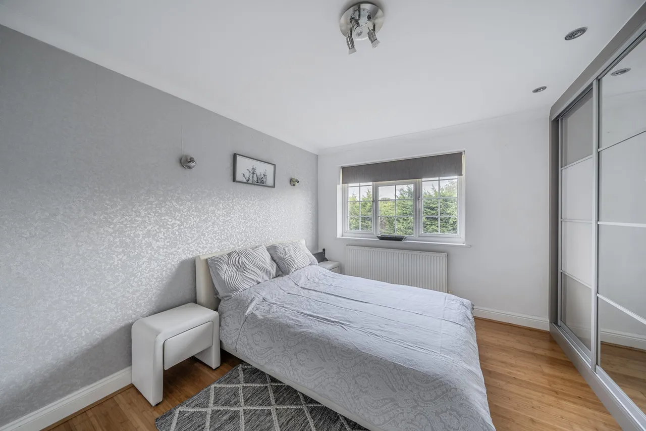 Leavesden Road, Stanmore, HA7, photo 7