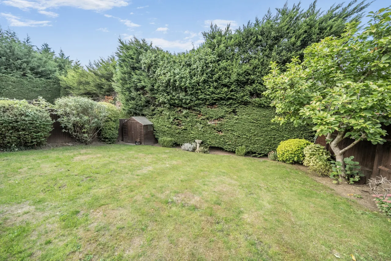 Leavesden Road, Stanmore, HA7, photo 10