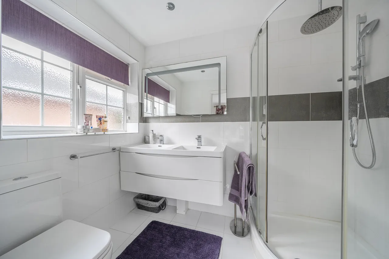 Leavesden Road, Stanmore, HA7, photo 17