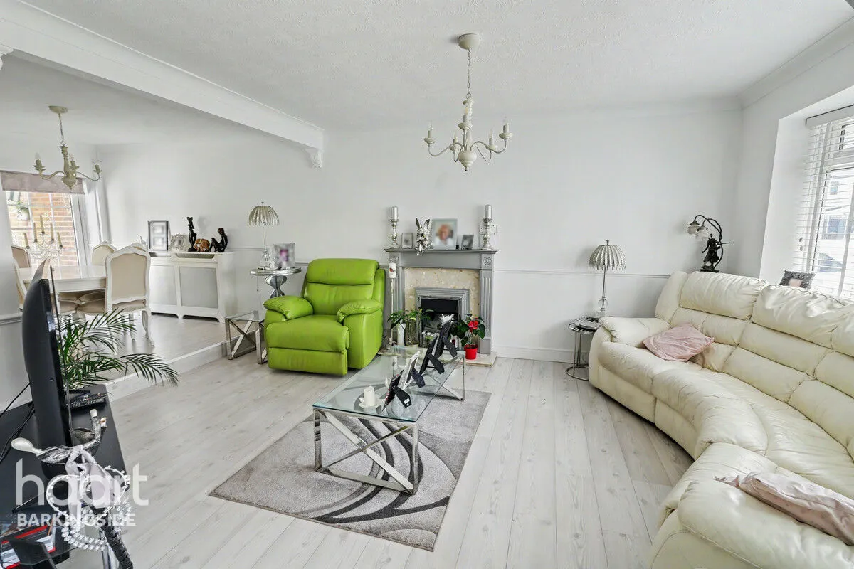 Marston Road, Clayhall, IG5, photo 5