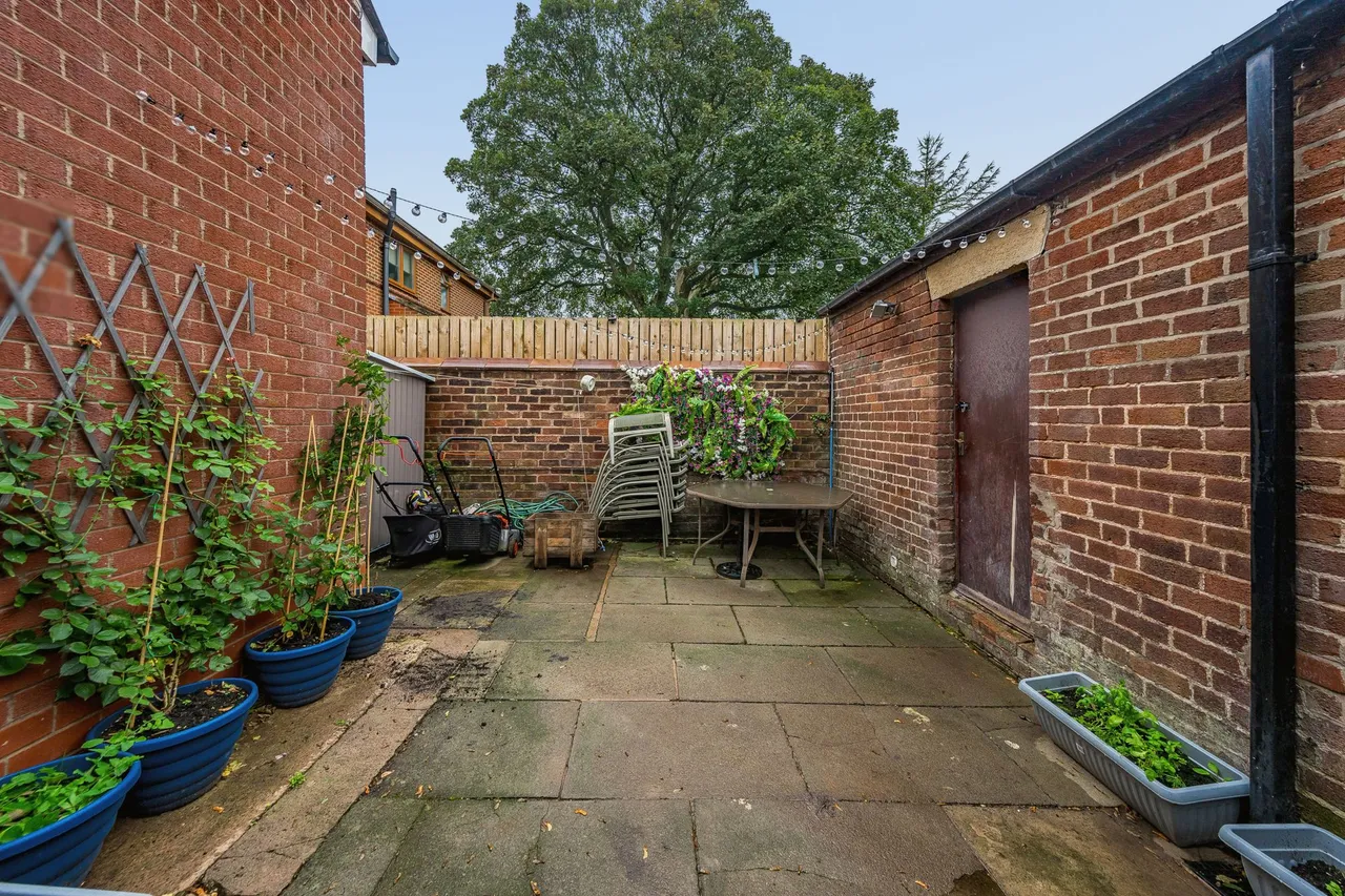 Devonshire Road, Chorley, photo 33