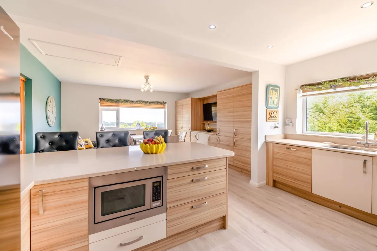Trelogan, Nr Holywell, Flintshire, CH8 9BZ, photo 3