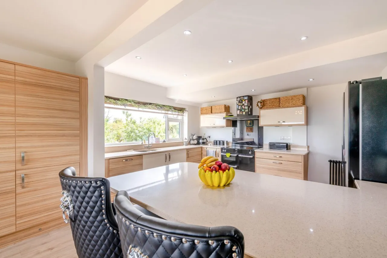 Trelogan, Nr Holywell, Flintshire, CH8 9BZ, photo 5