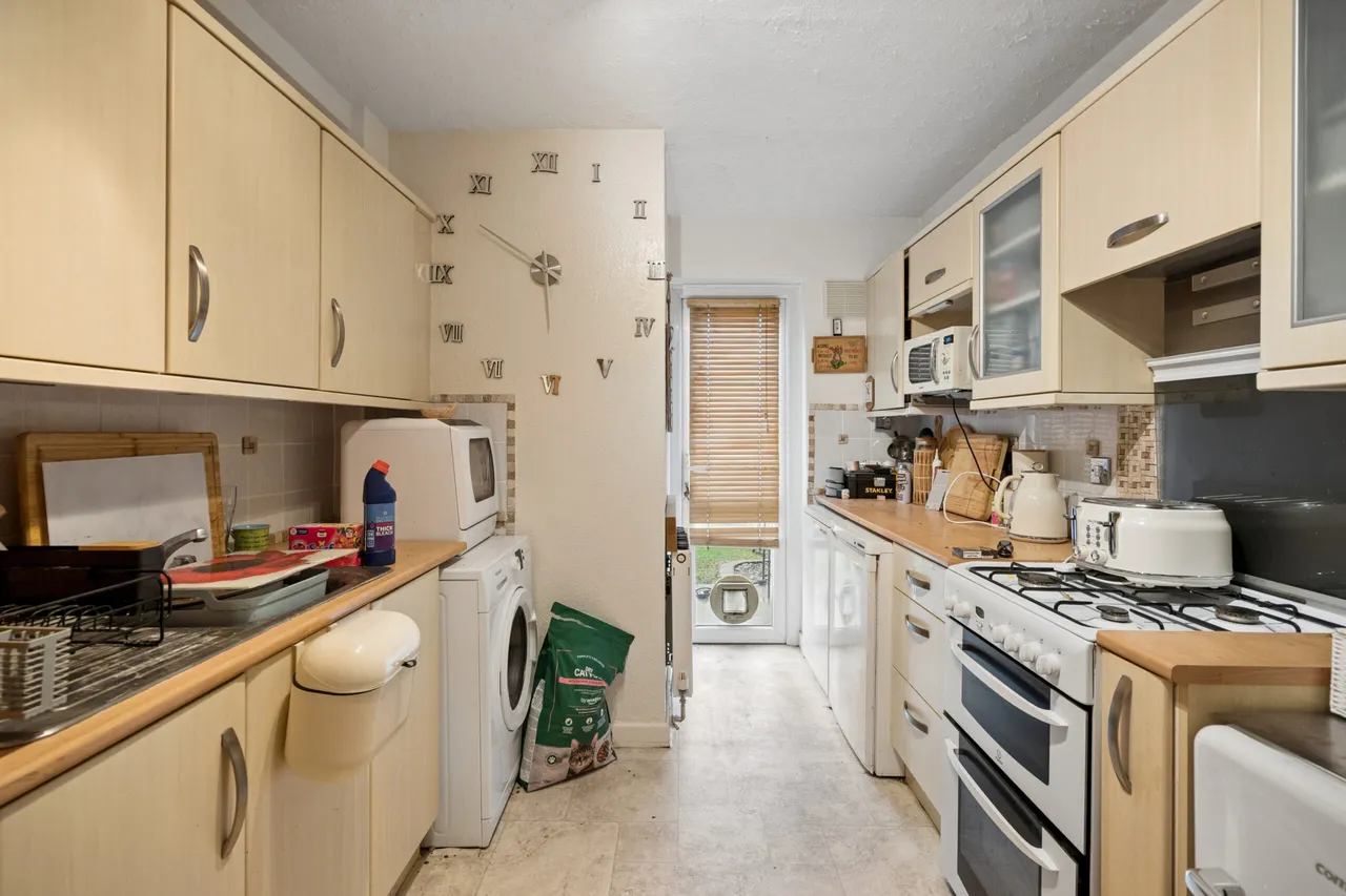Sandringham Road, Watford, WD24, photo 5