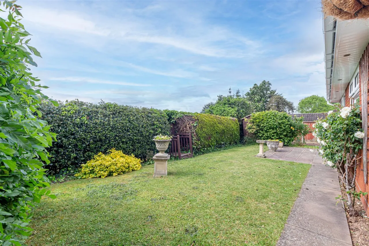 Kielder Rise, Worcester, WR2, photo 10