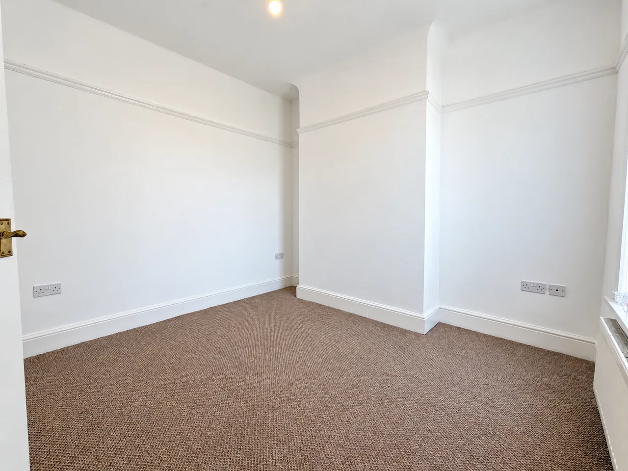 Cecil Street, Manselton, photo 11