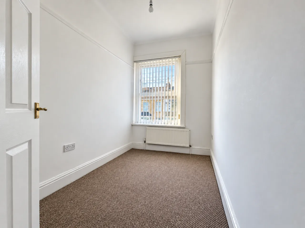 Cecil Street, Manselton, photo 12