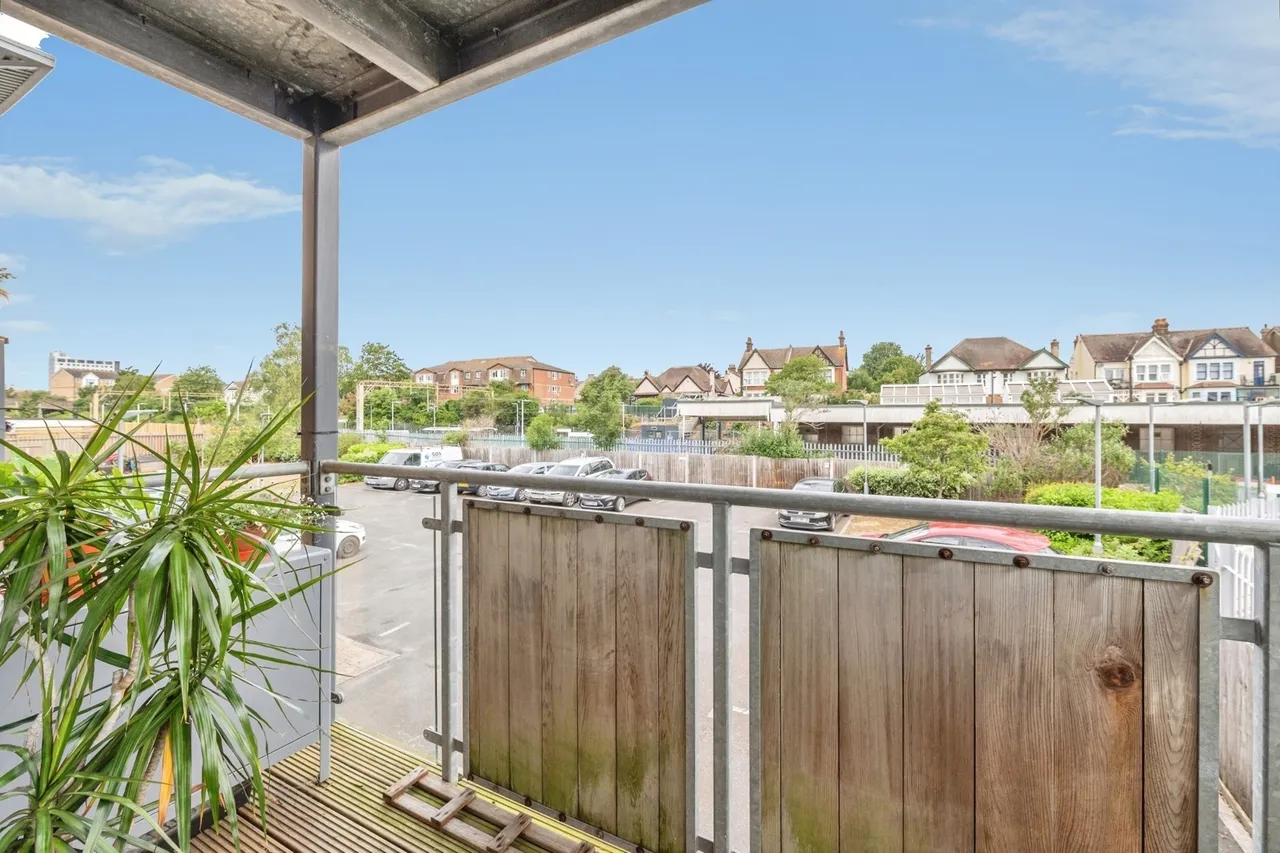 Station Court, 105-107 Ambleside Drive, Southend-on-Sea, Essex, SS1, photo 11