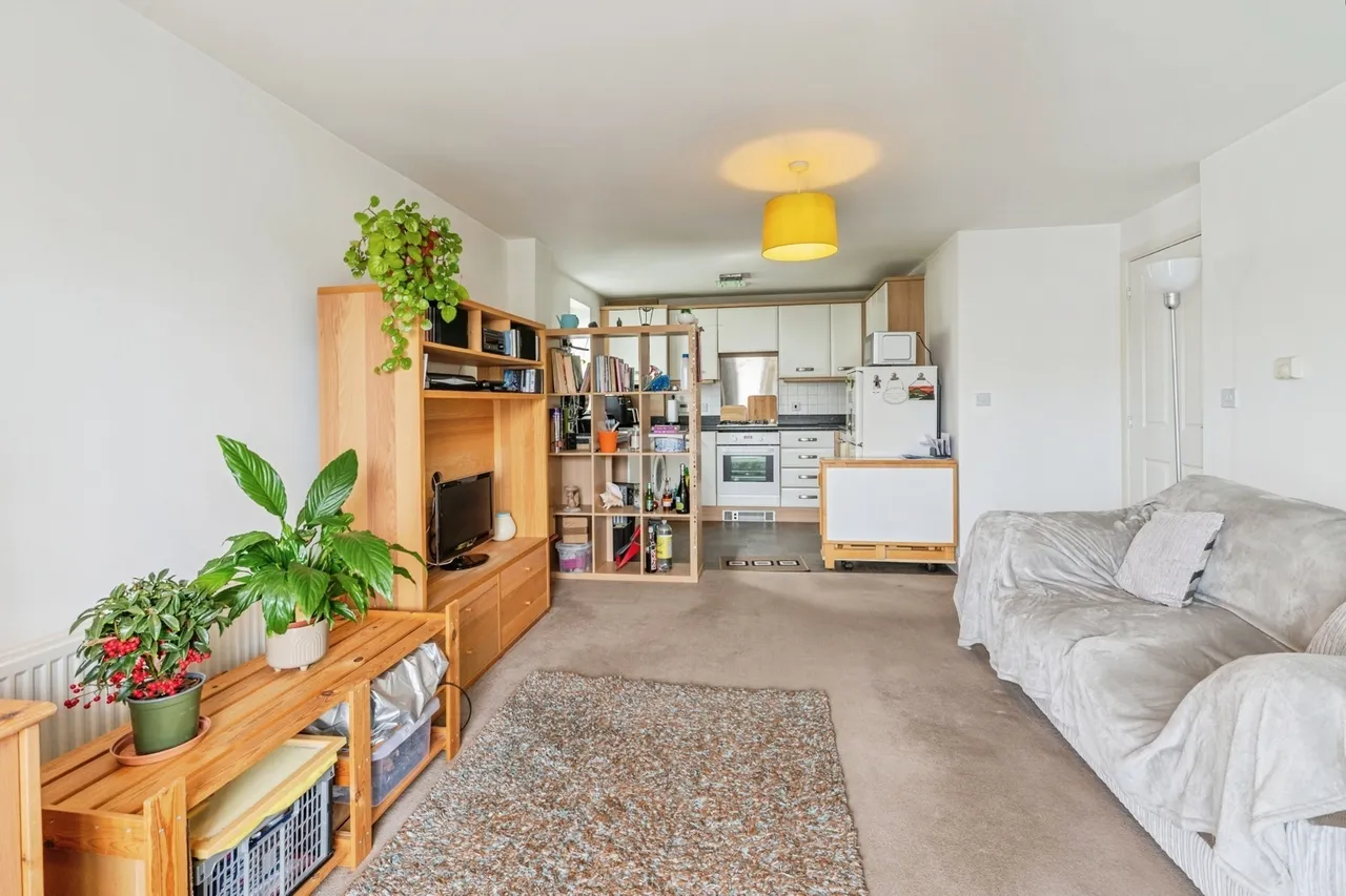 Station Court, 105-107 Ambleside Drive, Southend-on-Sea, Essex, SS1, photo 5