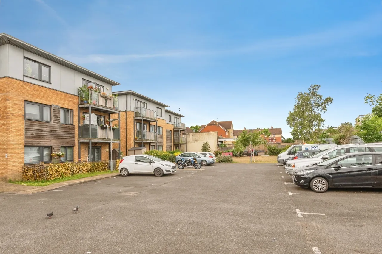 Station Court, 105-107 Ambleside Drive, Southend-on-Sea, Essex, SS1, photo 14