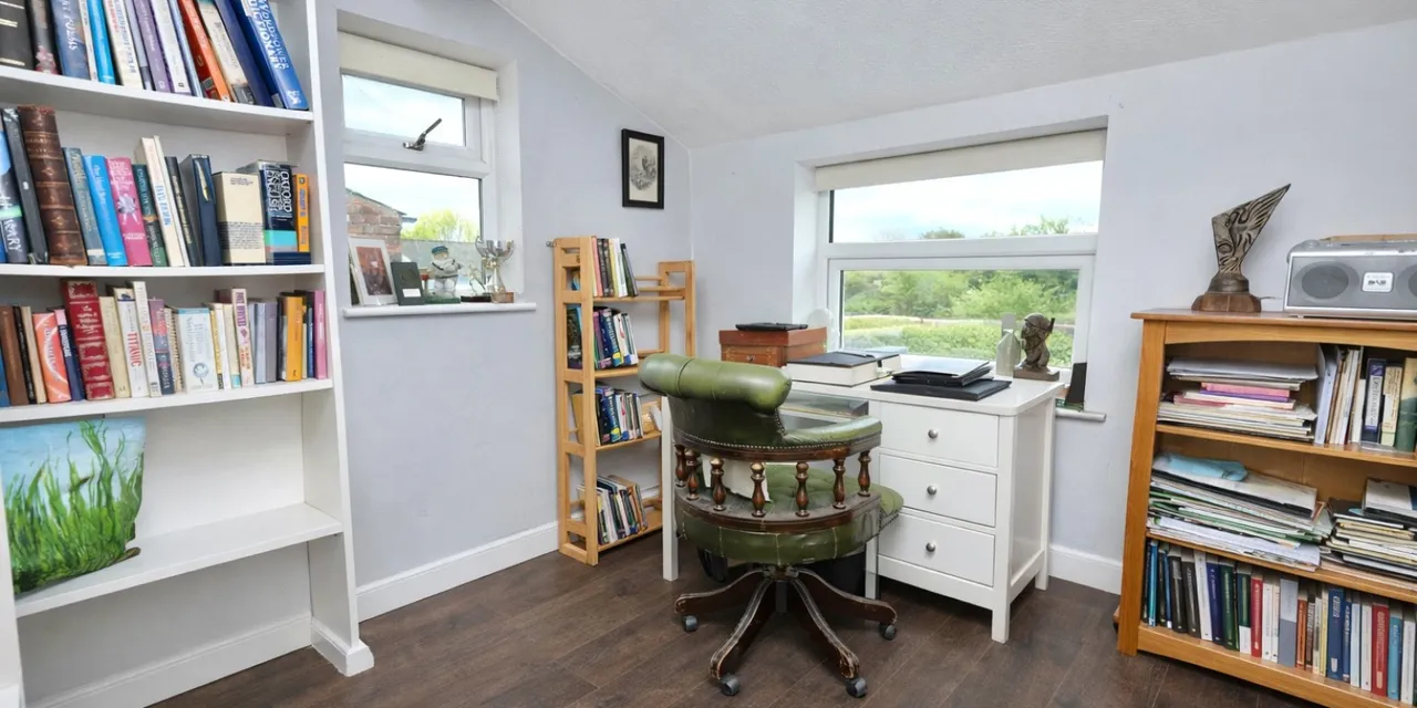 Garden Hey Road, Saughall Massie, CH46, photo 18