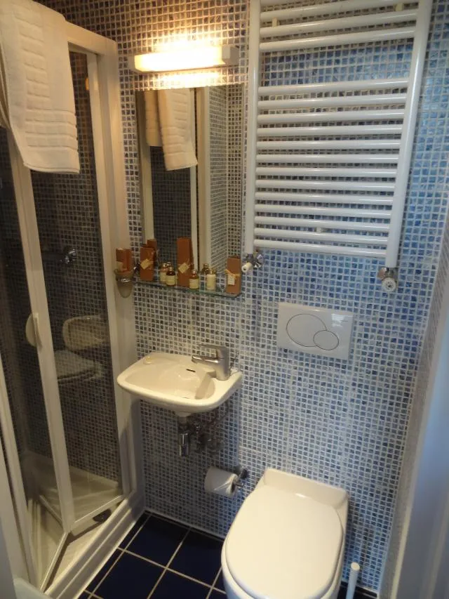 Mabledon Place, Bloomsbury, WC1H, photo 7